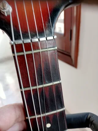 Guitarra Eléctrica Vintage Sonik Sunburst