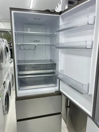 Nevera Haier Combi como nueva