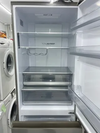 Nevera Haier Combi como nueva