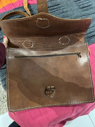 Maletín de piel marrón