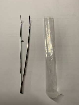 Pinzas curvas 15 cm acero inoxidable pulido.