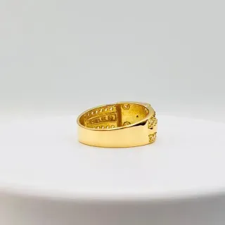 SELLO CUADRADO MEDUSA 18K
