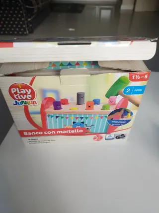 Banco de martillo de madera para niños