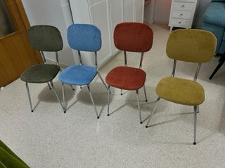 Sillas vintage restauradas. 200€ Por unidad.
