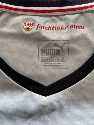 Terza Maglia grigia, Puma, Stoccarda 2016-17