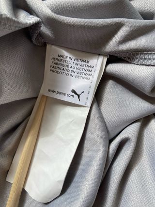 Terza Maglia grigia, Puma, Stoccarda 2016-17