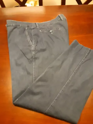 Pantalón de vestir gris caballero talla 50 azul