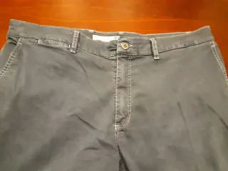 Pantalón de vestir gris caballero talla 50 azul