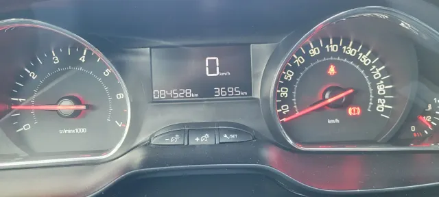 Peugeot 208 5P Style 1.2L PureTech 82CV