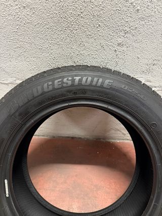 Neumáticos Bridgestone 185/60 R15 84H