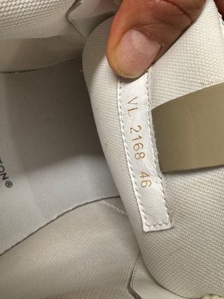 Louis Vuitton Sneakers Beige/Blanco