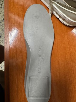 Louis Vuitton Sneakers Beige/Blanco