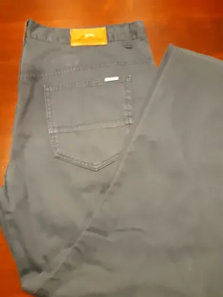 Pantalón de caballero azul marino talla 52