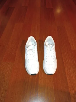 Cruyff Blancas y Plateadas