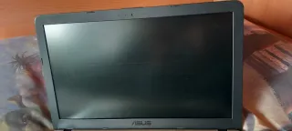 Portátil Asus X541U para repuestos