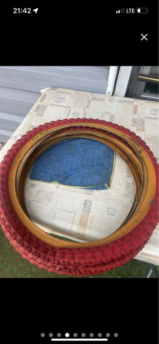 Neumáticos. Michelin cobra