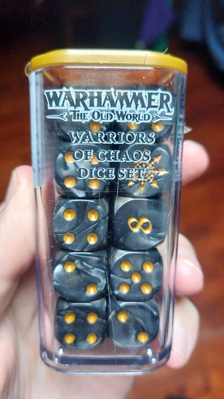 Warhammer The Old World Warriors of Chaos Dice Set