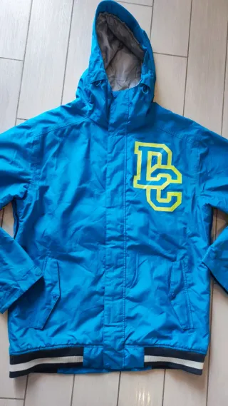 Giacca DC con cappuccio e logo