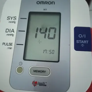 Tensiómetro Omron M3