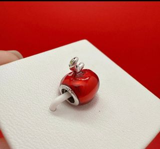 Charm Pandora Manzana de  Blancanieves,Disney