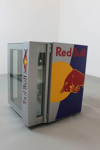 Nevera REDBULL A ESTRENAR En su caja