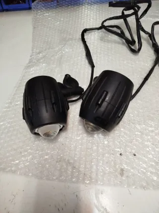 Faros Antiniebla Givi con Cableado