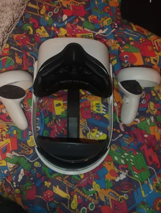 Meta Quest 2 VR Headset