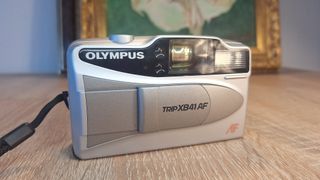 Cámara de película de 35 mm Olympus TRIP XB41 AF