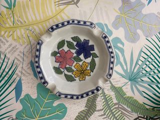 Cenicero Cerámica Decoración Floral