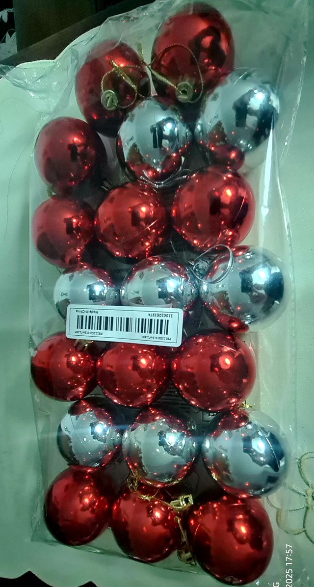 Confezione da 20 palline di Natale rosse e argentate, medie