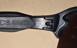 Occhiali Oakley neri e blu