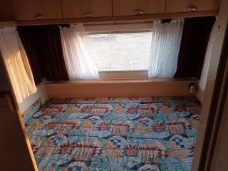 Caravana Burstner <750kg.