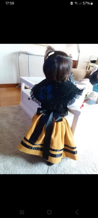 Traje Asturiana Niña 1-2 Años. Alpargatas talla 22
