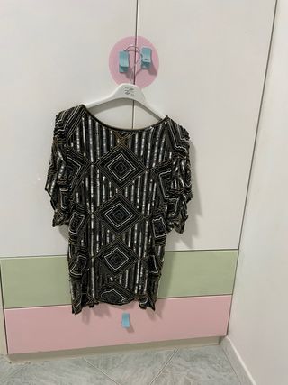 Maglietta elegante con paillettes