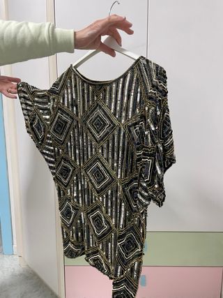 Maglietta elegante con paillettes