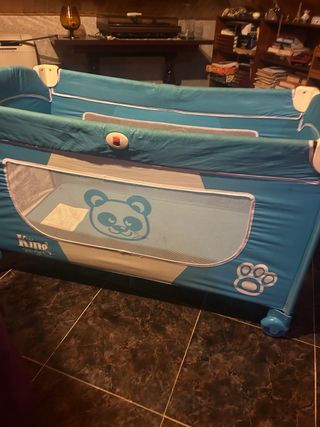 Cuna de bebé plegable azul