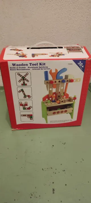 Banco de herramientas de madera para niños