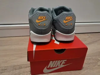 Zapatilla Nike Air Max 90 Gris Naranja