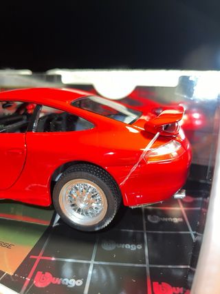 Porsche GT3 Strasse 1/18 Bburago