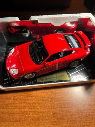 Porsche GT3 Strasse 1/18 Bburago