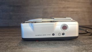 Cámara de película de 35 mm Olympus TRIP XB41 AF