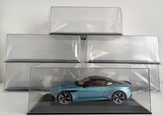 Vitrina Exposición 1/18