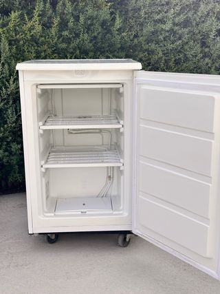 Congelador bajo Teka