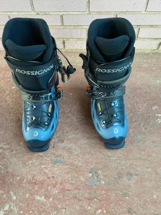 Esquís Rossignol 150cm + bastones y botas n39.