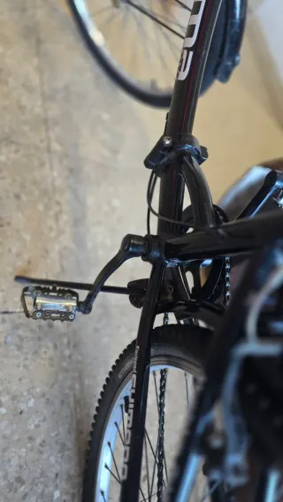 Bicicleta Plegable MOMA 24 Negra