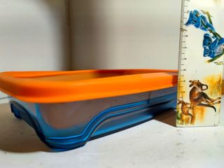 Contenitore BluArancio con tappo morbido elastico