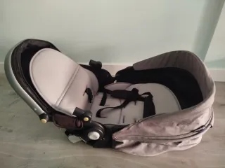 Carrito de paseo + silla coche + grupo cero