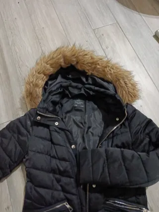 Chaquetón largo negro mujer capucha pelo