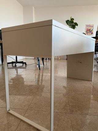 Mesa escritorio blanca moderna