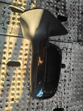 Retrovisor Izquierdo VW Golf IV